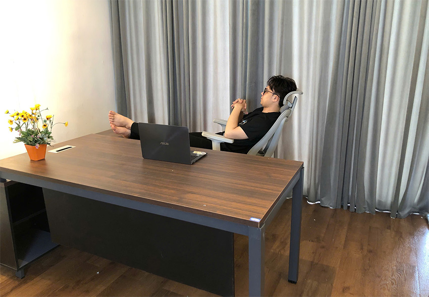 Làm việc - nghỉ ngơi thoải mái cùng ghế công thái học