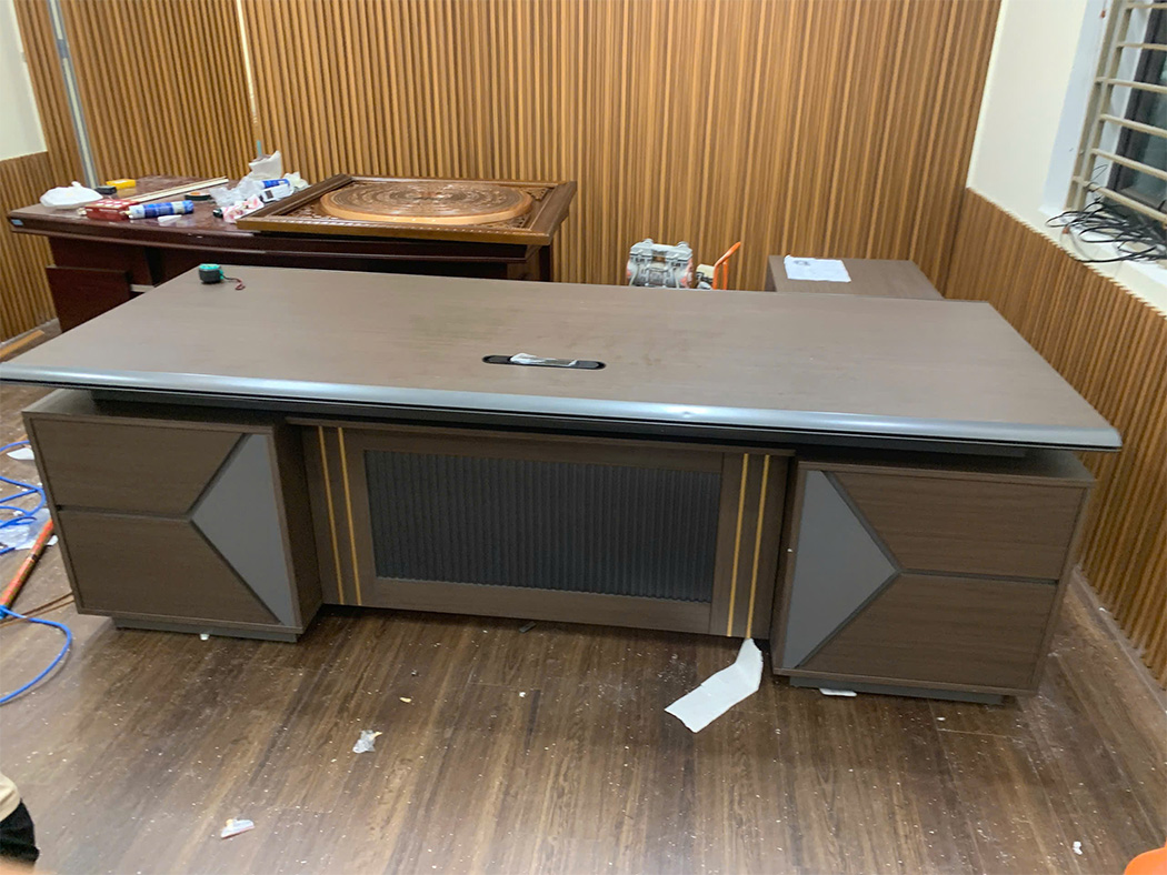 Hình thực tế bàn BGD024A