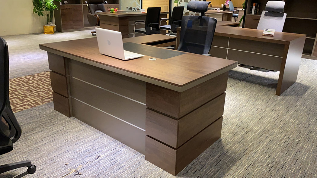 Bàn BM701 thiết kế sang trọng