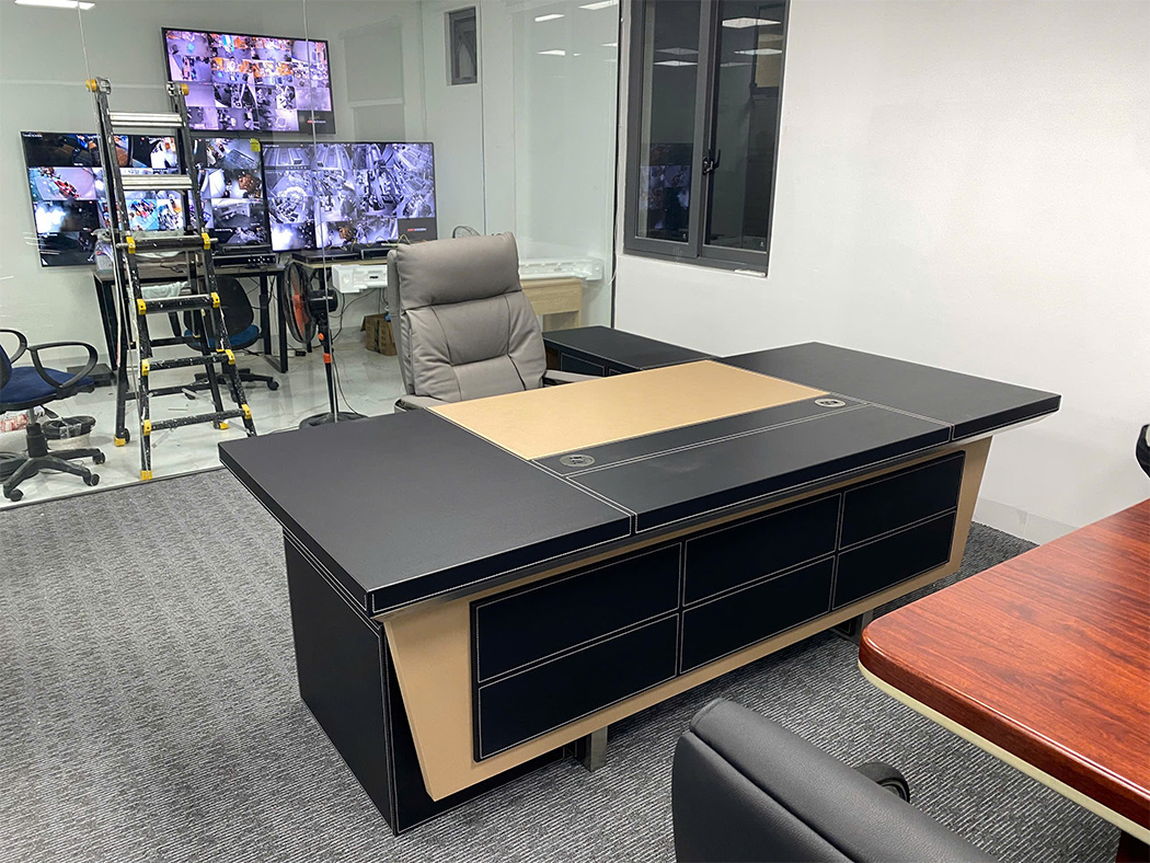 Bàn chủ tịch BOSS65 kết hợp cùng L2313