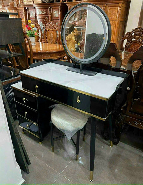 Bàn G3E