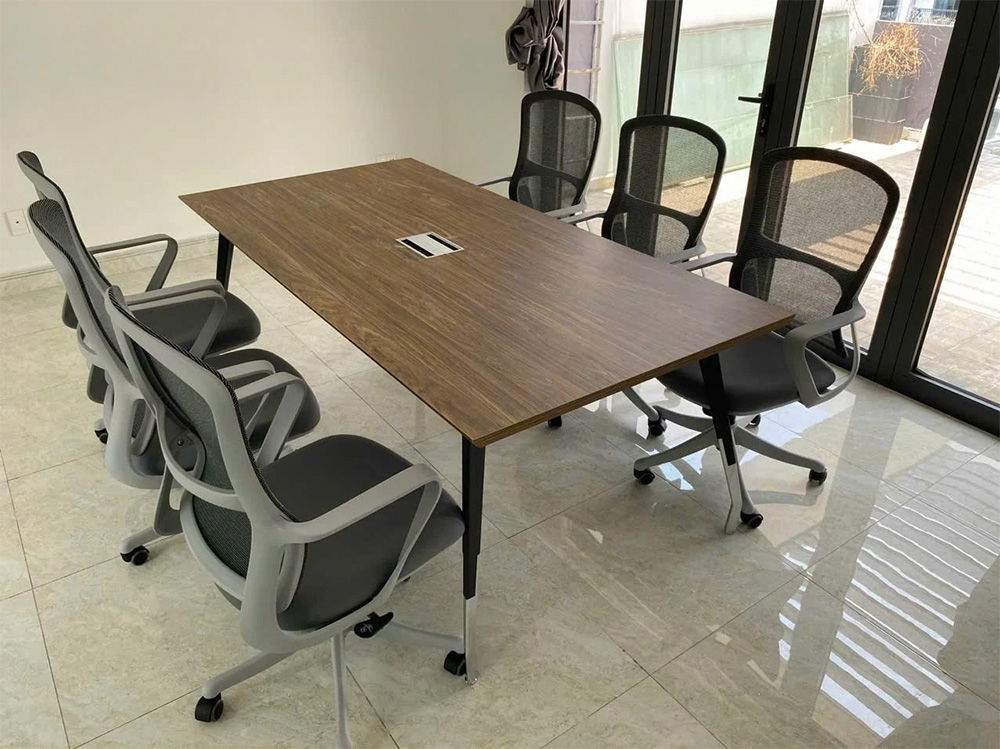 Bàn họp BRIH1810C15 kết hợp cùng ghế LM158B