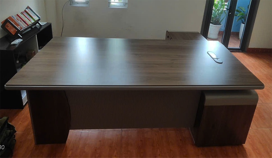 Hình thực tế bàn LUXB2218S7