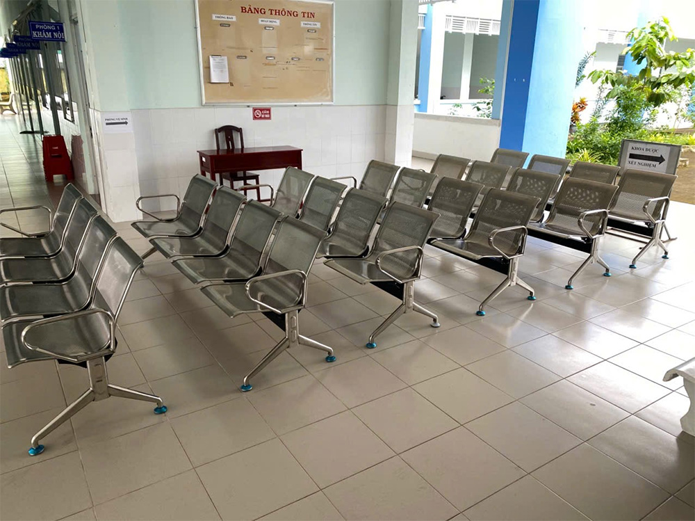 Băng chờ SS4 inox thực tế