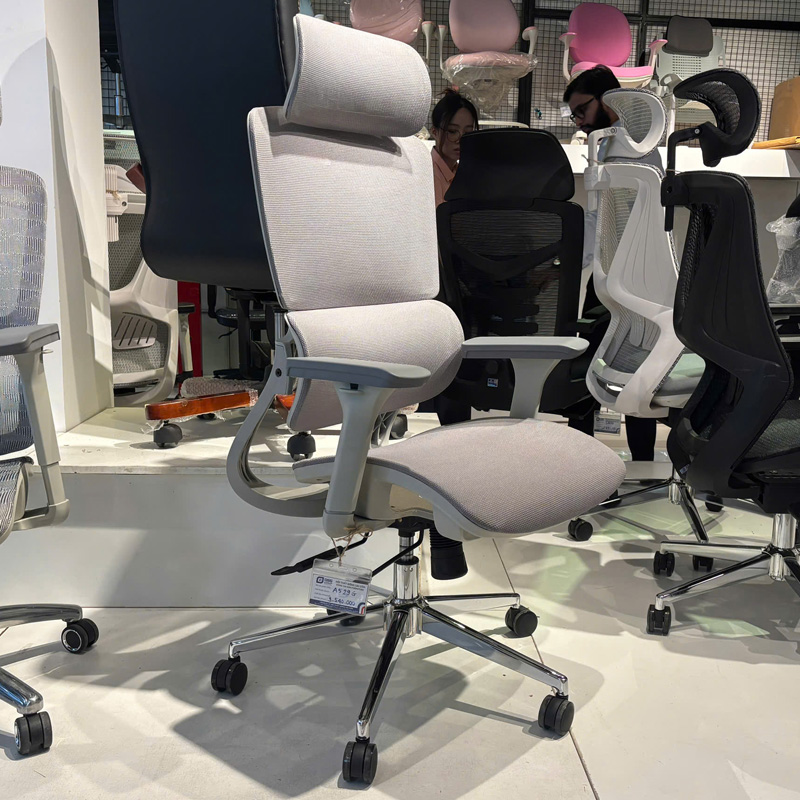 Hình thực tế ghế công thái học A529G