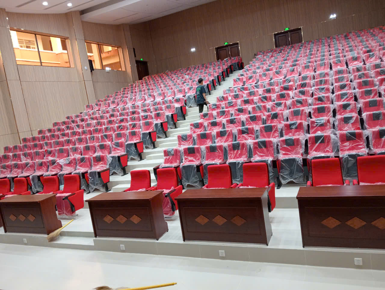 Ghế hội trường TC09 trang bị tại hội trường