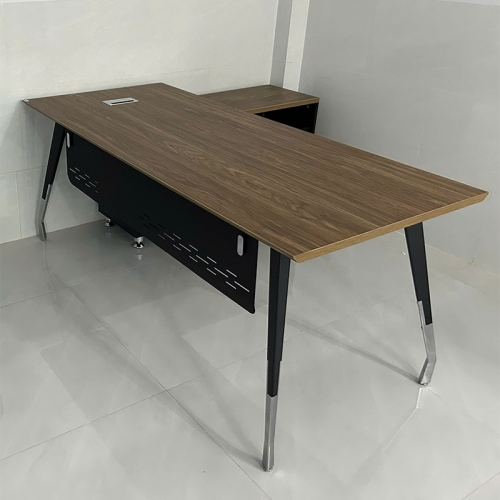 Bàn trưởng phòng BRIP1880C15