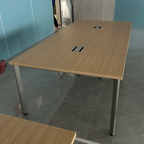 Bàn họp HRH2412C7