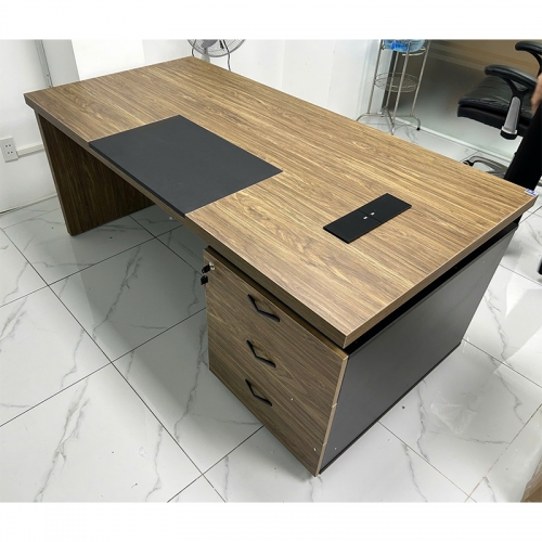 Bàn lãnh đạo LUXB1890V8